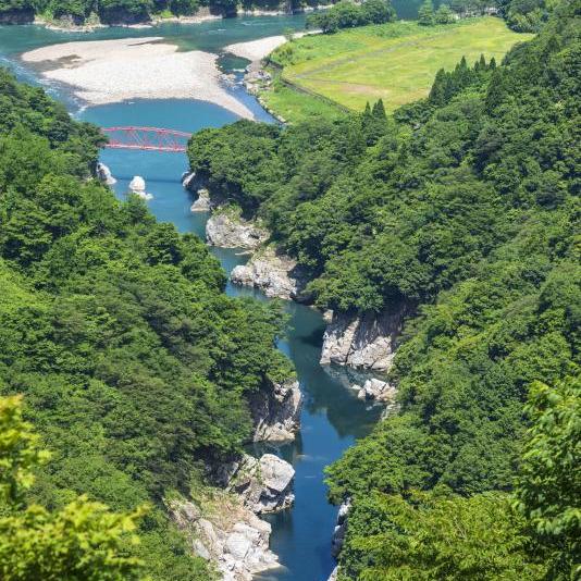 神通峡（夏）