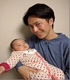 廣瀬さん　子どもを抱いている写真