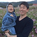 椎原さん　子どもとの写真